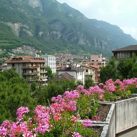 Hotel Mina